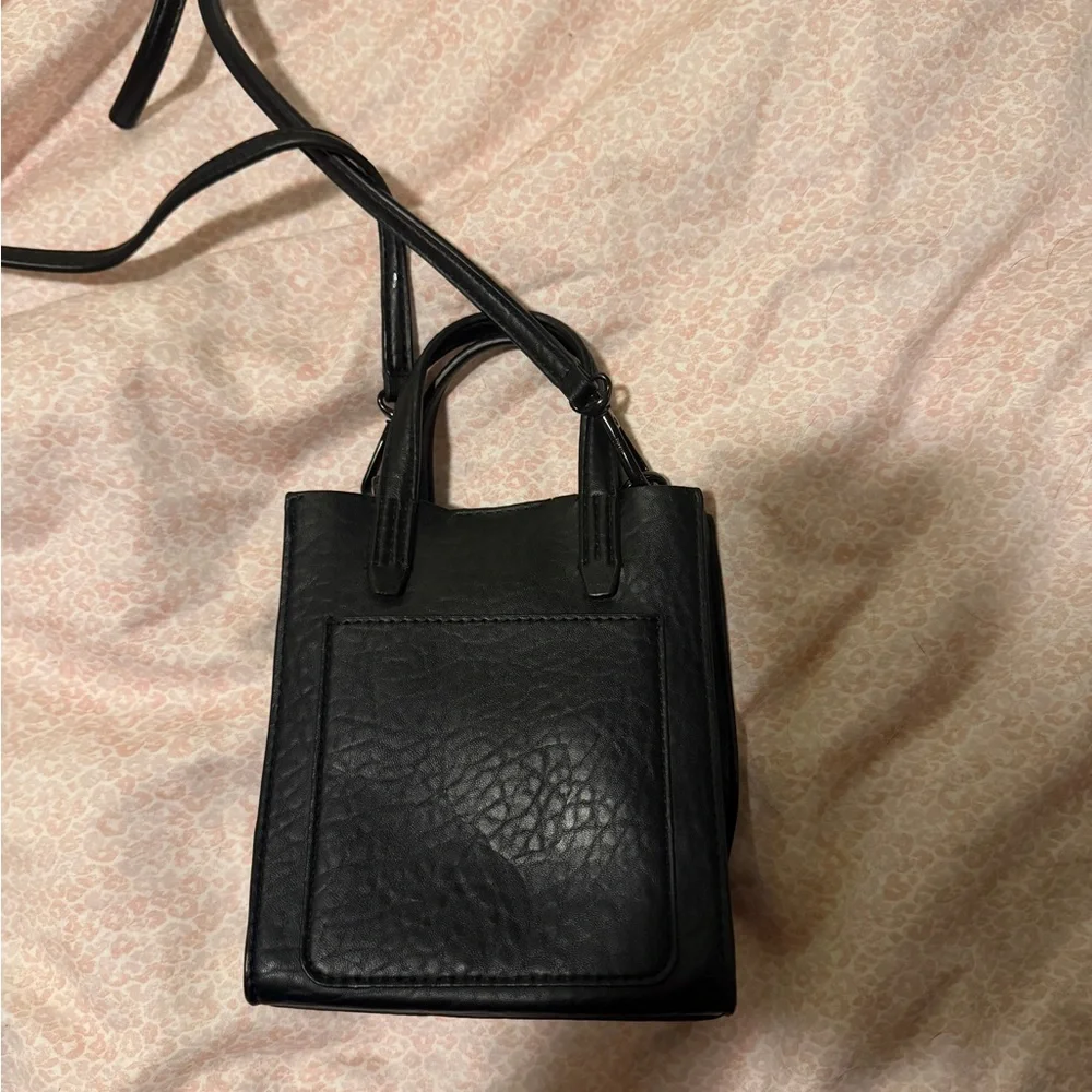 DKNY Maze North South Tote Bag In Black - Picture 4 of 9